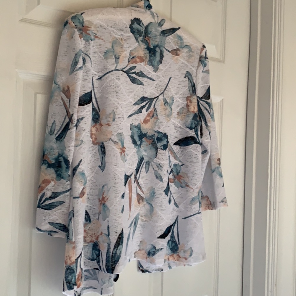 Jacket - Picture 4 of 4